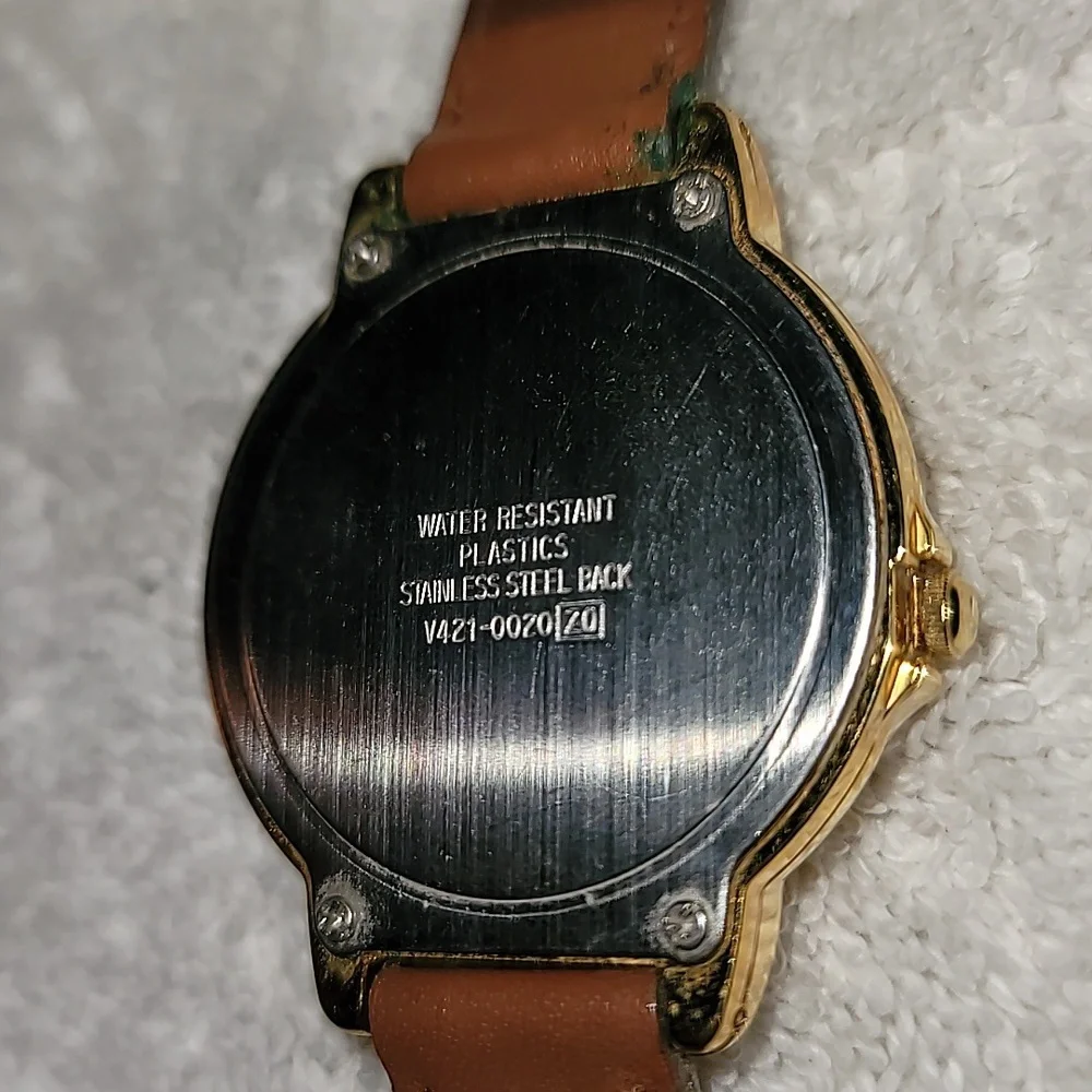 Vintage Lorus by Seiko Mickey Mouse Marching Musical Watch Women Gold‎ Tone V421